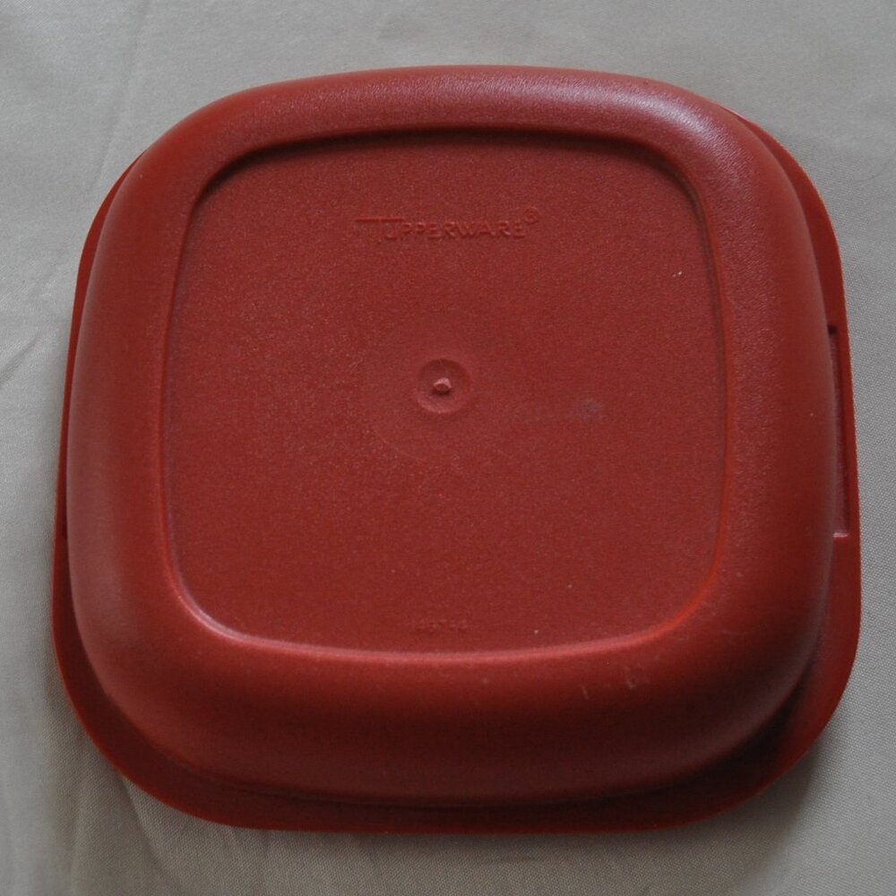 Vintage Tupperware Square Mini Ice Bucket (1466-7) and Lid (1467-7) Burnt Orange - Picture 4 of 4